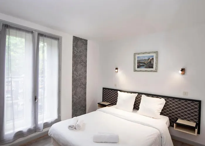 1610 * Entraygues-sur-Truyère