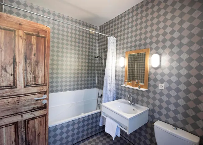 1610 * Entraygues-sur-Truyère