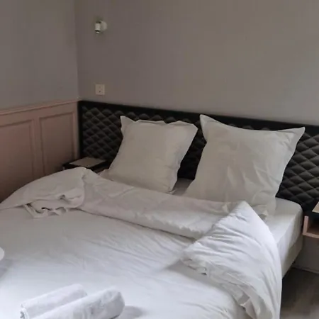Hotel 1610 Entraygues-sur-Truyère
