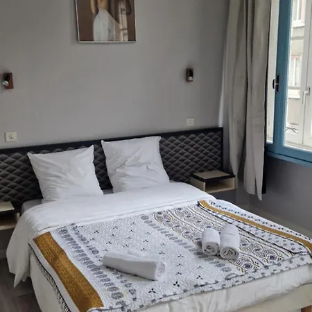 1610 * Entraygues-sur-Truyere