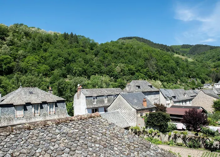 1610 Hotel Entraygues-sur-Truyère
